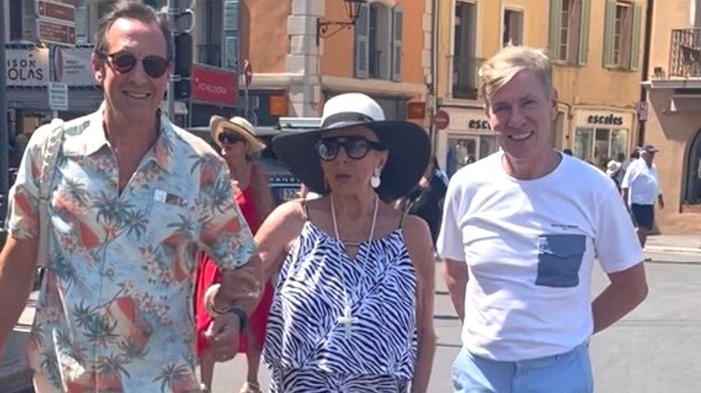 Joan Collins, 93, Showcases The Ultimate Effortless Resort Look For Older Women