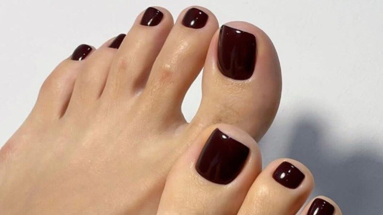 Sandal Season Is Almost Over, But These Pedicure Colors Are Still Fabulous For Fall 2026