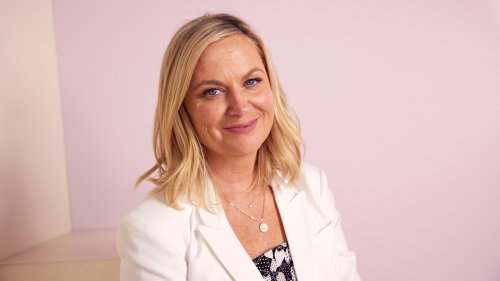 Amy Poehler's Favorite Books Include Shockingly Dramatic Reads - Glam