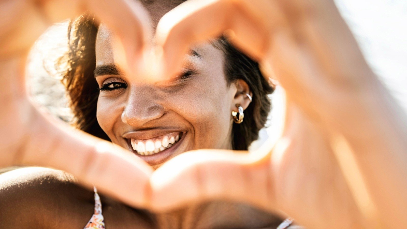 18 Undeniable Traits Of A Good Person - Glam