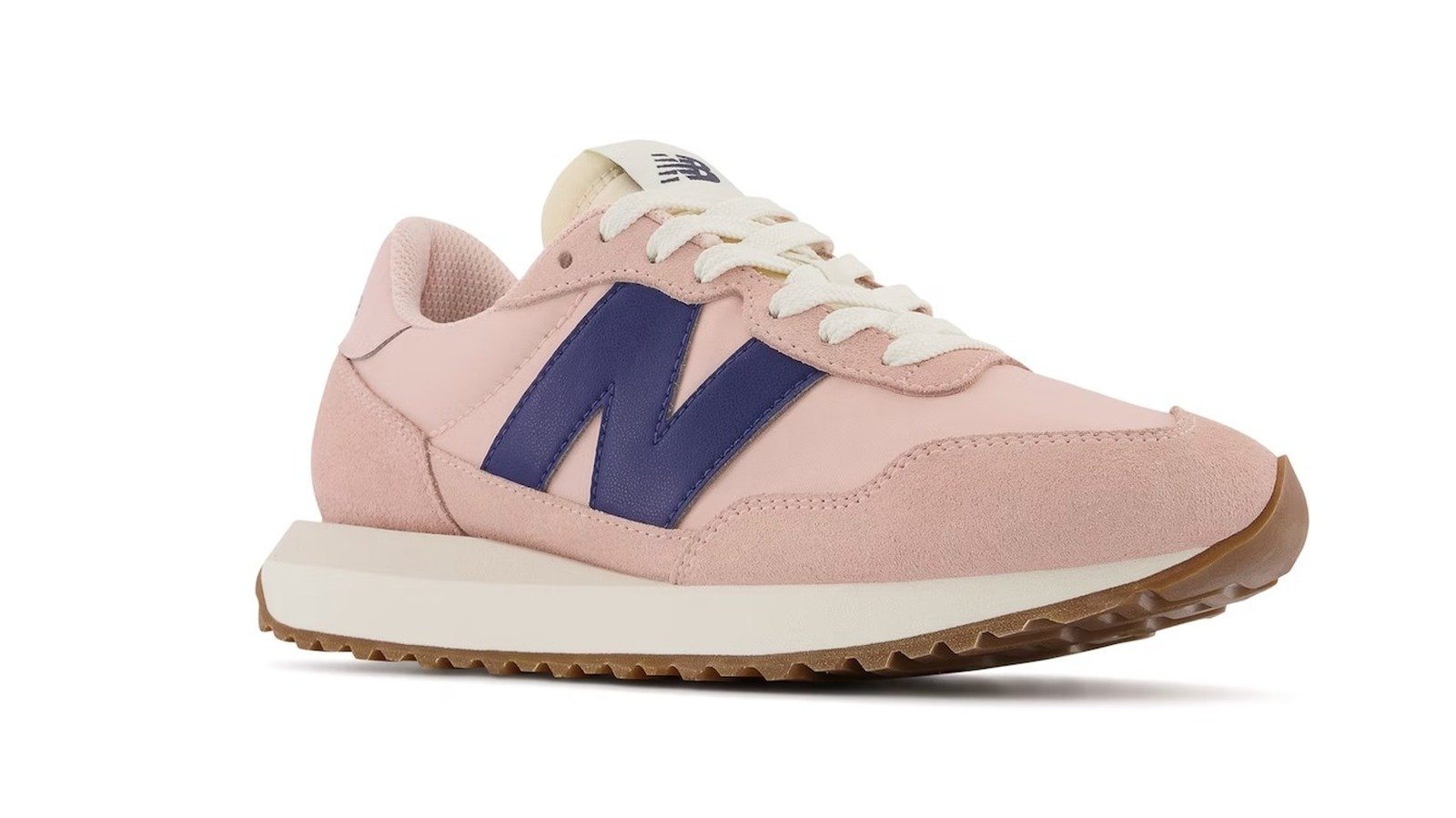 Chunky Sneakers Are On Their Way Out ( Making Way For More Vintage Looks) - Glam
