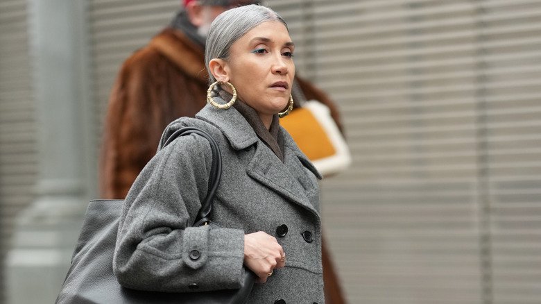 Jewelry Trends Perfect For Older Women In 2026