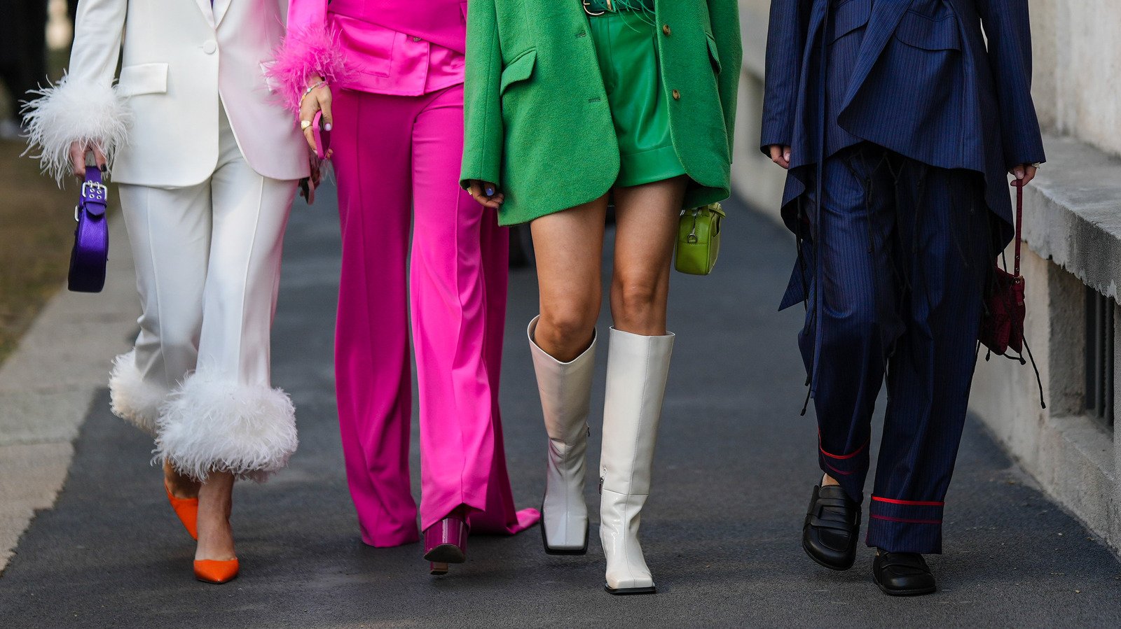 Your Guide To Always Knowing What Color Shoes To Wear With An Outfit - Glam