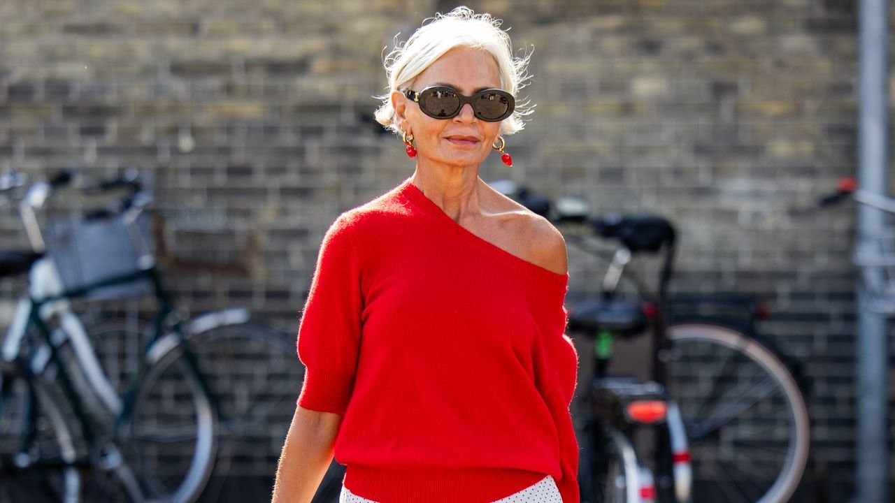 6 Summer Outfit Ideas for Women Over 50 to Copy Before the Season’s Over