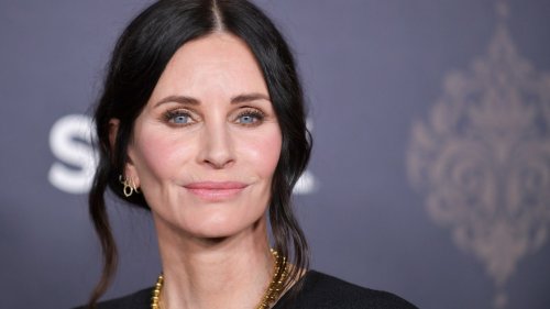 courteney-cox-gives-herself-a-gen-z-girl-makeover-flipboard