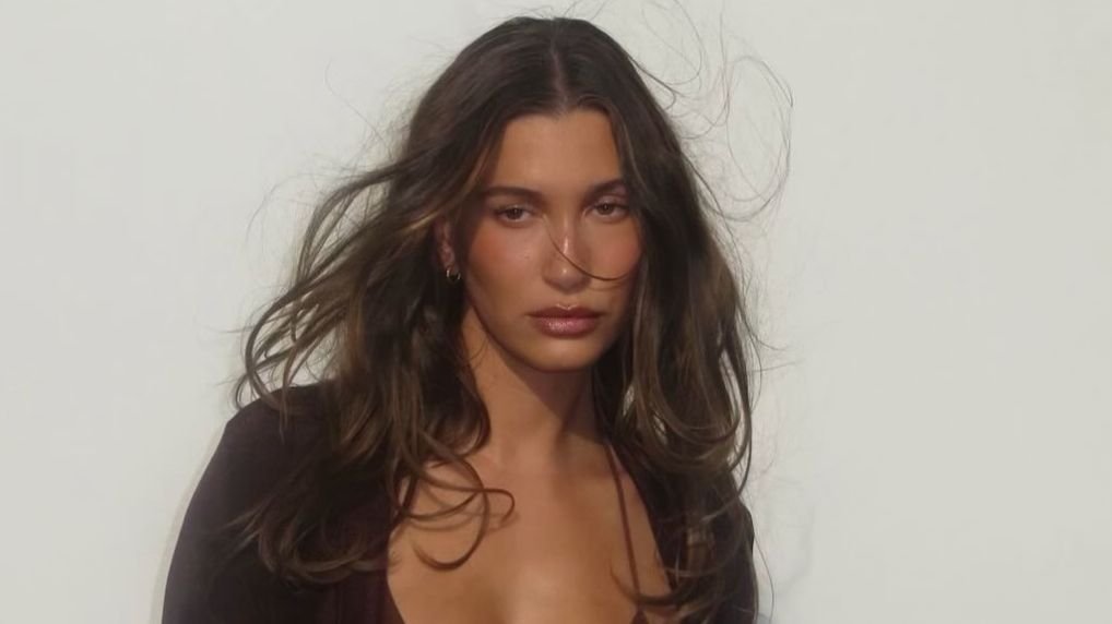 Mocha Hair Color Is the Brunette Shade Claiming Summer 2026