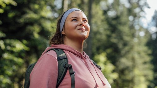 “Soft Hiking” ist der inklusivste Sommersport-Trend auf TikTok – und für jedes Fitness-Level geeignet