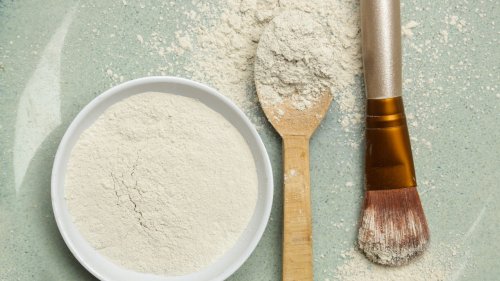 DIY-Trockenshampoo: Funktioniert der virale Hype wirklich?