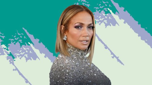 Jennifer Lopez trägt jetzt schon einen DER Trend-Röcke für den Frühling 2022