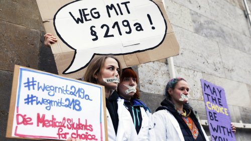 Bundestag streicht § 219a: Werbeverbot für Abtreibungen ist Geschichte
