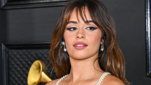 Camila Cabello hat gerade einen ein Naked-Perlen-BH zu den Grammys 2023 getragen – seht hier den Hingucker-Look