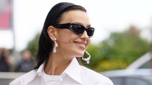 Irina Shayks Fake-Minirock ist ideal für alle, die den Trend mitmachen, aber nicht zu viel Haut zeigen möchten