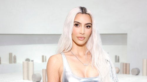 Kim Kardashian tauscht ihr Platinblond gegen "Honey Hair" – und liefert damit den genialsten Blond-Trend für 2023