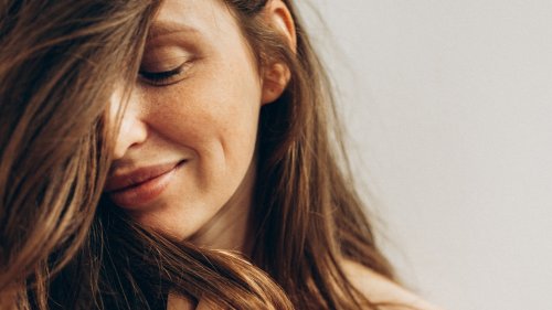 Botox gegen Zähneknirschen: “Ich habe mir Botox in den Kaumuskel spritzen lassen – und so hat es mir geholfen!”