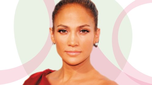 Jennifer Lopez: Die Sängerin trägt einen der begehrtesten Trend-Röcke des Frühlings 2022