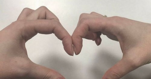Experts urges Scots to do finger test which may show early signs of lung cancer