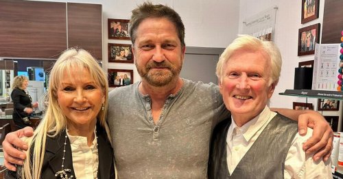 Gerard Butler pictured at Glasgow hair salon as he pops in to 'catch up'
