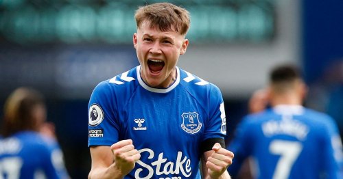 Former Rangers kid Nathan Patterson branded 'absolute class' as Everton ...