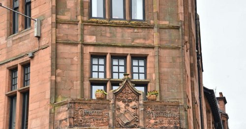 In pictures - stunning Pollokshields 2-bed mezzanine in B-listed building