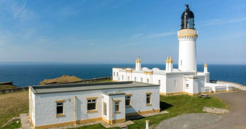 Remote lighthouse cabin on market for less than one bed flat in Glasgow's west end