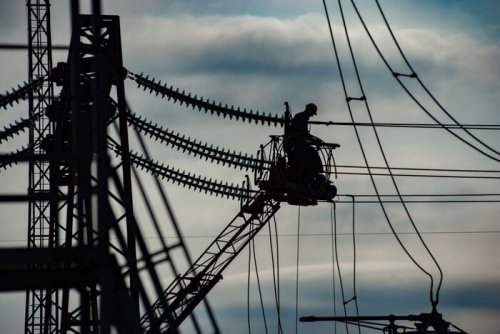Українці мають економити споживання електроенергії у вихідні – прохання енергетиків