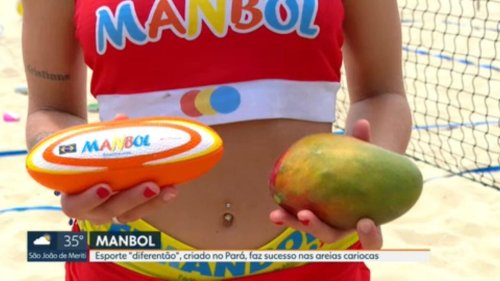 Manbol, esporte criado em Belém do Pará, faz sucesso nas praias do Rio de Janeiro