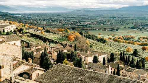 THINGS TO DO IN UMBRIA :: Towns and attractions