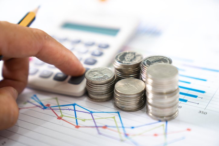 America Is Broke: 7 Ways the Country Can Make Some Quick Cash