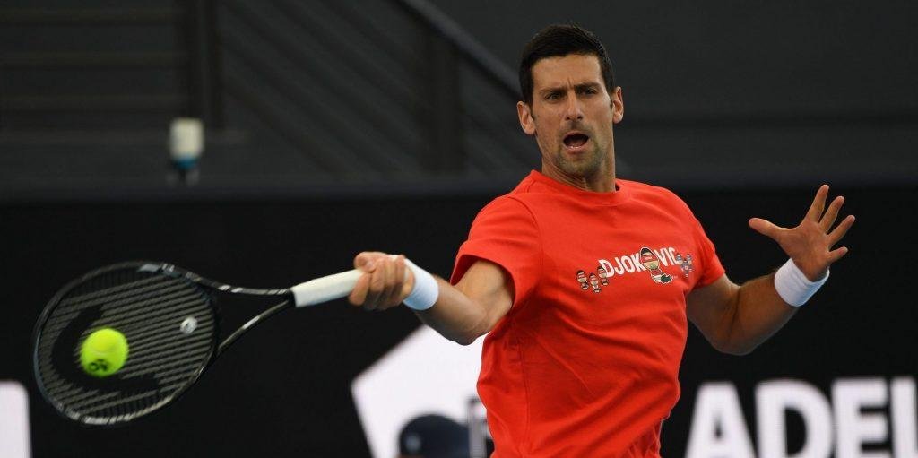 Out then in, Djokovic plays a set in Adelaide exhibition