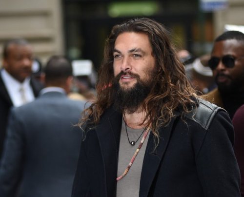Jason Momoa fights against plastics crisis with short hair