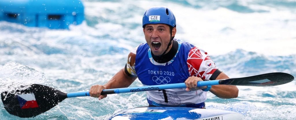 Olympics-Canoeing-Prskavec eases Rio heartache with kayak slalom gold