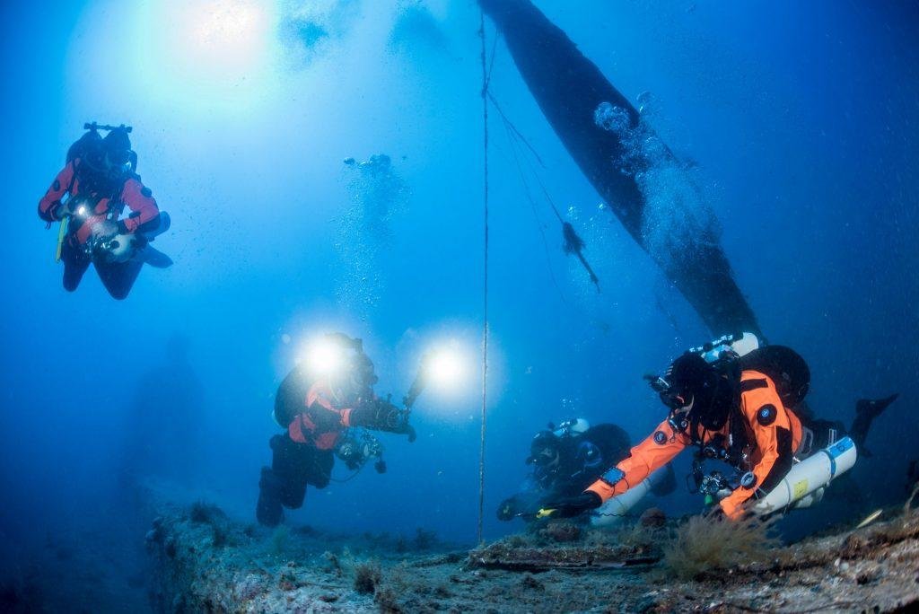 News: Divers haul ghost nets from submarine wreck in Greece's Ionian Sea  GLOBAL HEROES MAGAZINE