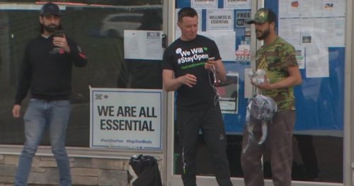 Standoff includes police as Mississauga gym owner reopens despite COVID-19 emergency orders