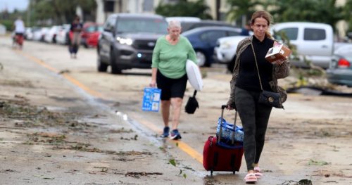 Hurricane Ian: Canadians in Florida hunker down as storm lashes state