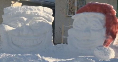 Regina man hopes to make others smile with smiling snow sculptures