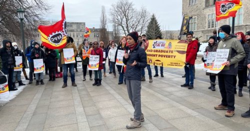 Graduate teaching assistants at Western University rally for better pay