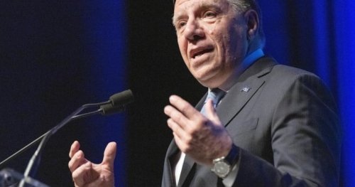 COVID-19: Quebec premier says no new restrictions ‘for now’ as vaccination campaign launched