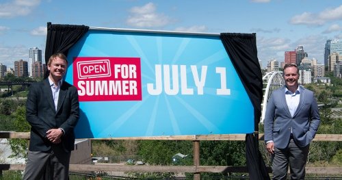 COVID-19: As Alberta prepares to peel back public health measures, doctors offer advice