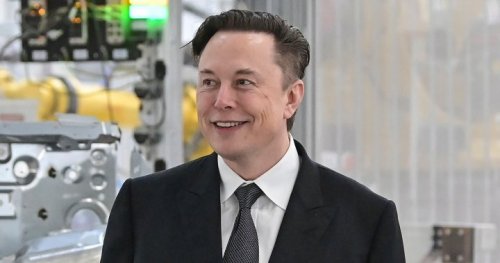 Elon Musk sells US$7B in Tesla shares ahead of Twitter legal fight