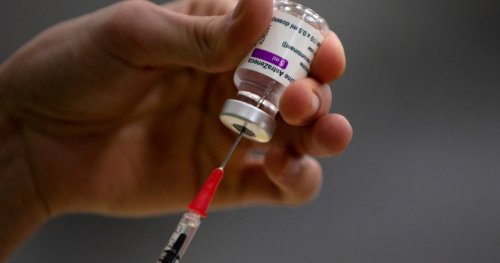 AstraZeneca vaccine still safe despite ‘stronger link’ to blood clots: Health Canada