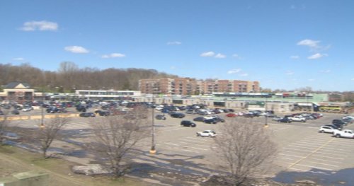 Deal falls through on Pointe-Claire plaza; building no longer for sale