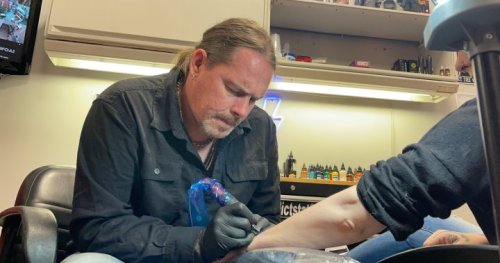 N.B. tattoo artists reopening shop say they're fighting ...