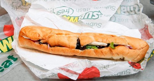 ‘Too much mayonnaise’: Subway worker shot to death after sandwich argument