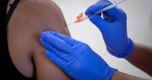 10 states win court bid to block Biden’s COVID-19 vaccine mandate for health workers