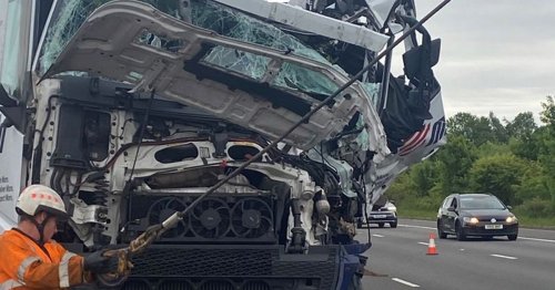 M5 lorry crash drivers uninjured in congestion collision
