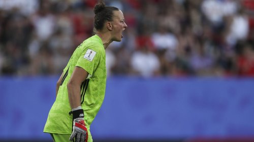 Deutscher Frauenfußball wird nach WM in die Mangel genommen: DFB hat sich "zu sehr auf den Erfolgen ausgeruht"