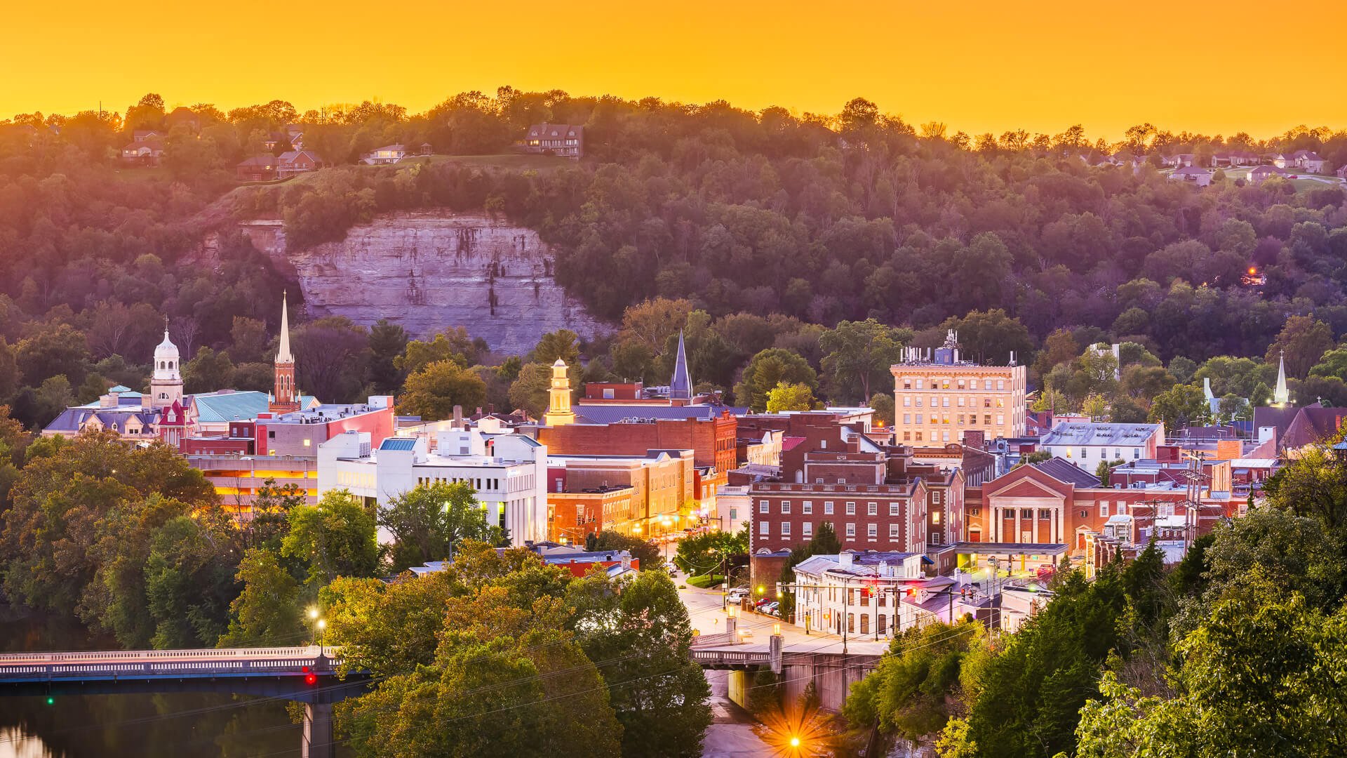10 Best Small Towns To Retire on $4,000 a Month