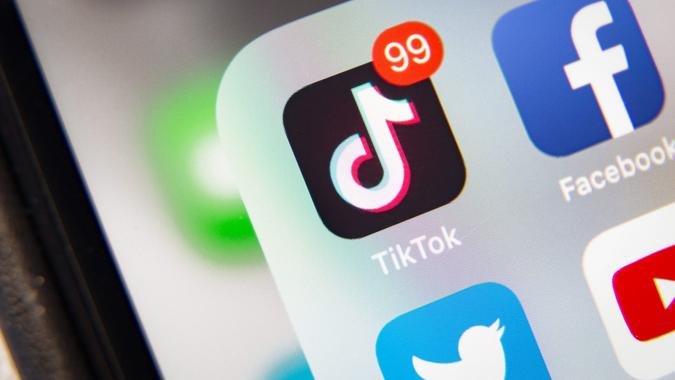 The Worst Personal Finance Advice on TikTok (and Why It’s Wrong)