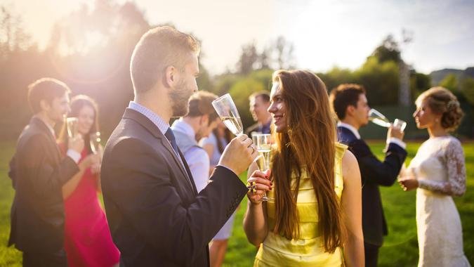 Wedding Season: All the Expenses You Face as a Guest and How To Spend Less