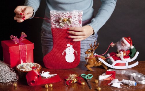 30 Stocking Stuffers for Under $10 (That People Actually Want)